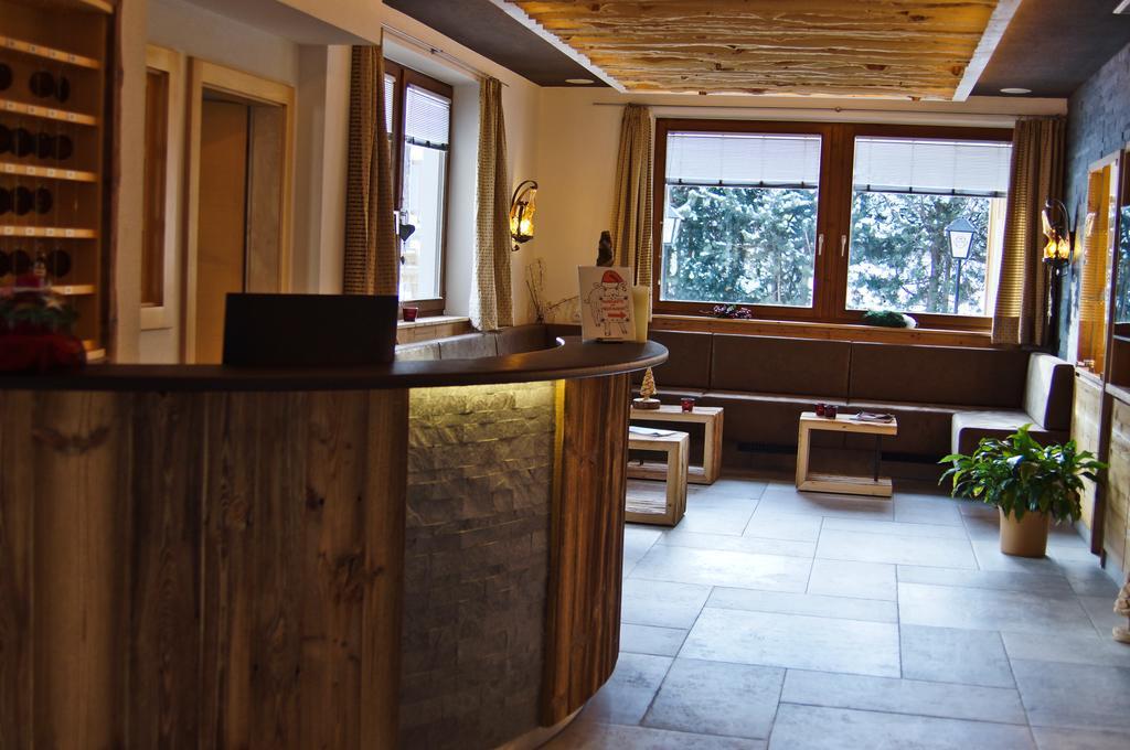 Hotel Garni Lamm 나우더스 외부 사진